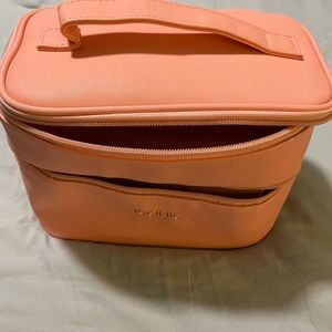Makeup bag